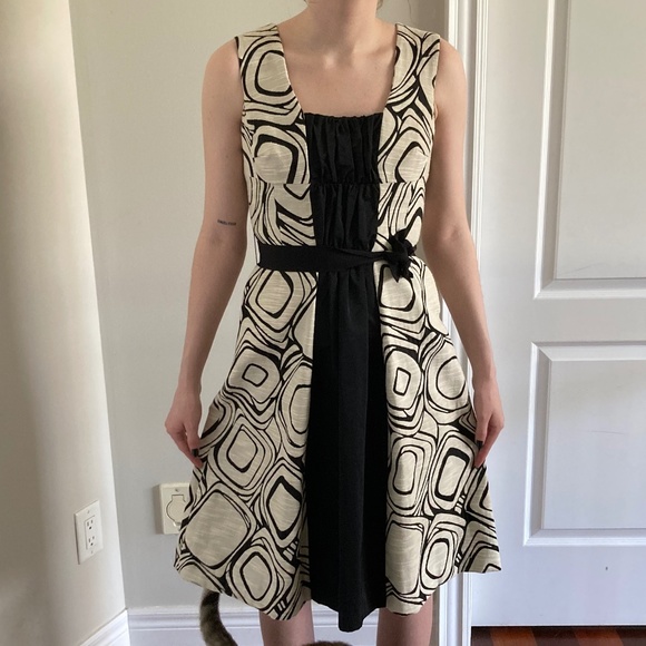 Lida baday dress - size 2 - Picture 1 of 3